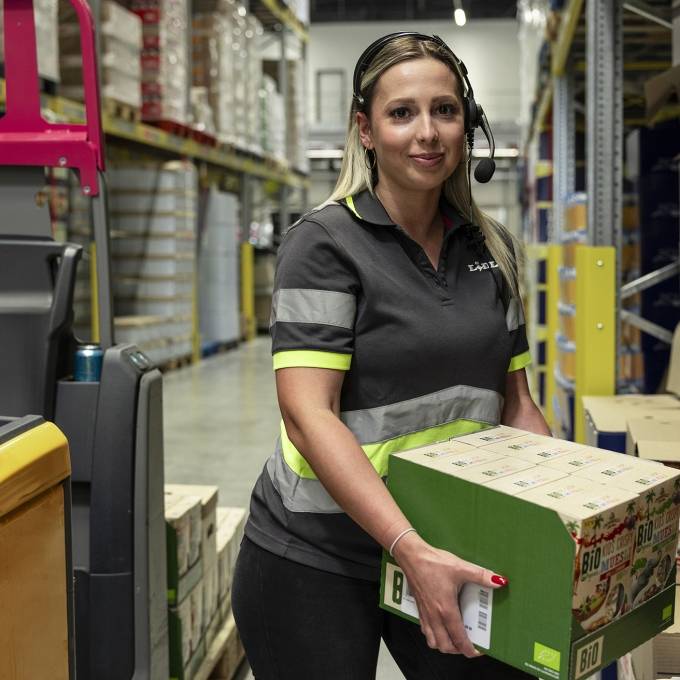 Betrieb_AGM_R2_4249_LIDL_144
