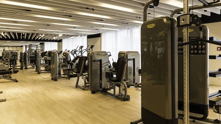 dl_fitnesscenter1_2x1